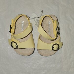 Old Navy Double-Strap Sandals for Baby Size 0-3 Months New